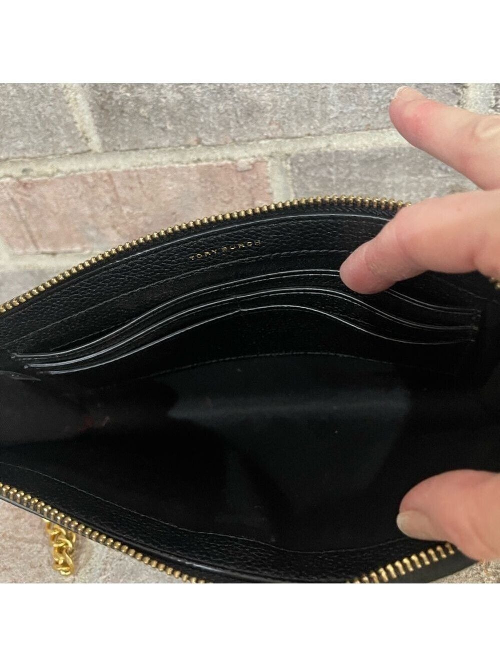 Tory Burch Black Crossbody Bag with Gold Logo - Picture 9 of 14